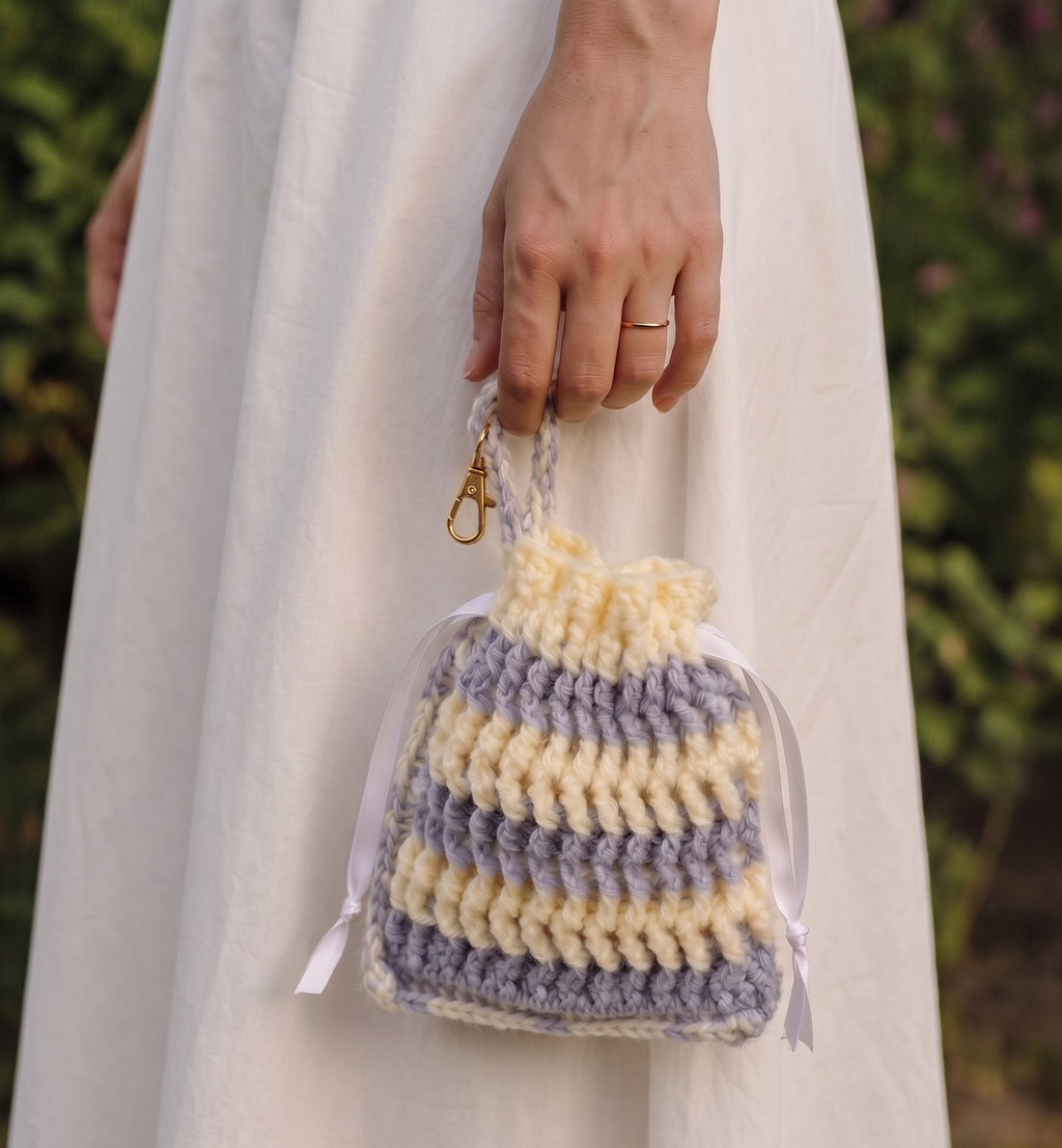 The Rajut Pouch